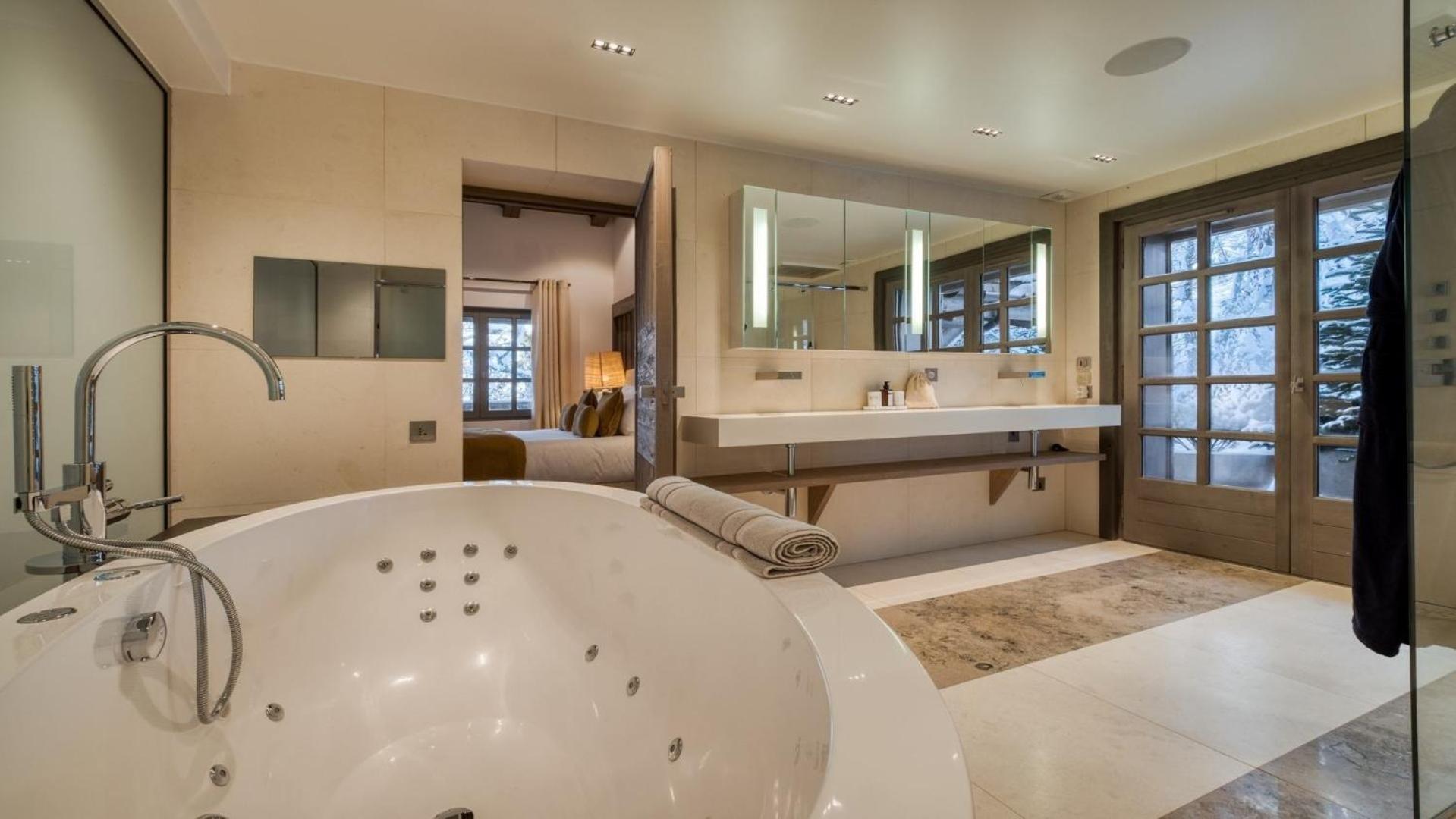 Ferienhaus Luxurioeses Ferienchalet-ischgl *